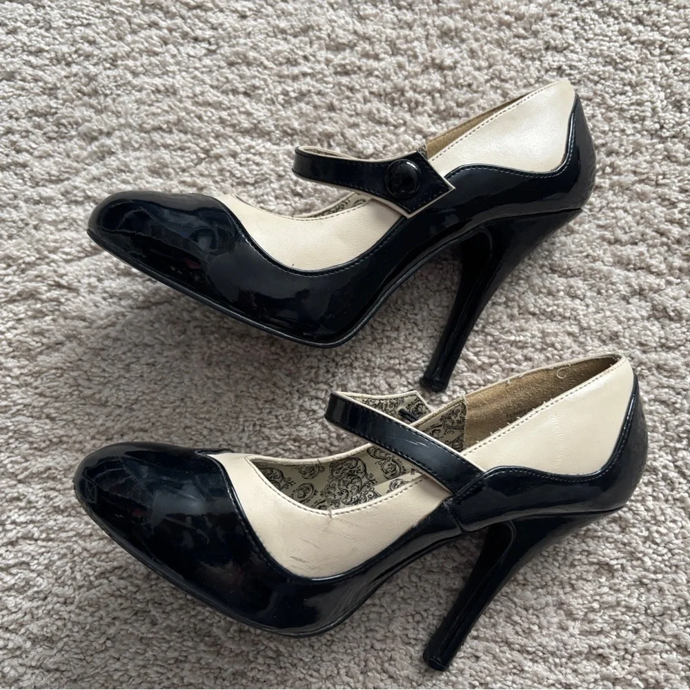 Bordello Black and Cream Mary Jane Heels. Size 6. Gently worn! - Picture 4 of 5